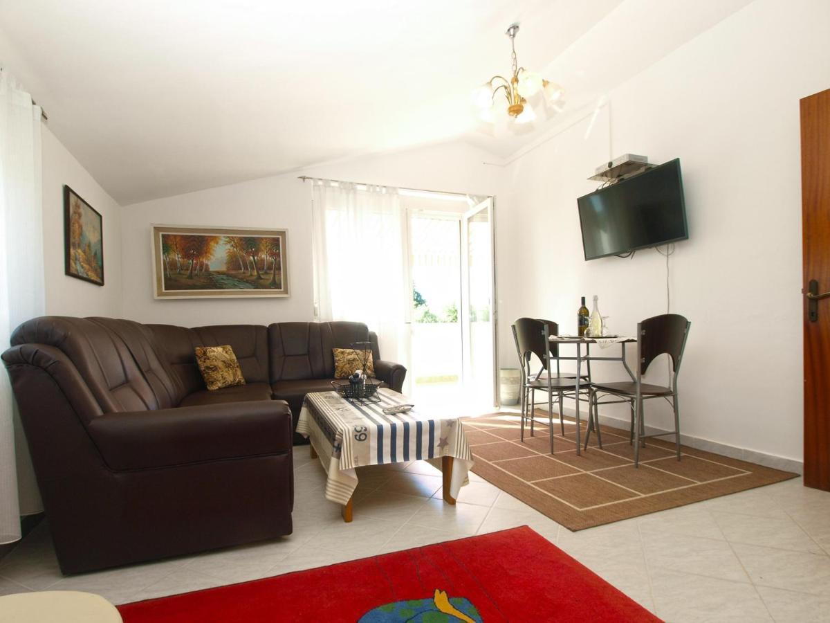 House Zulfa 1548 Apartman Fažana Kültér fotó